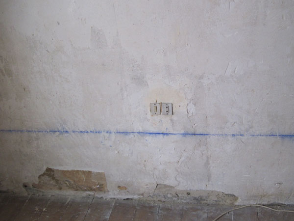 ancienne prise